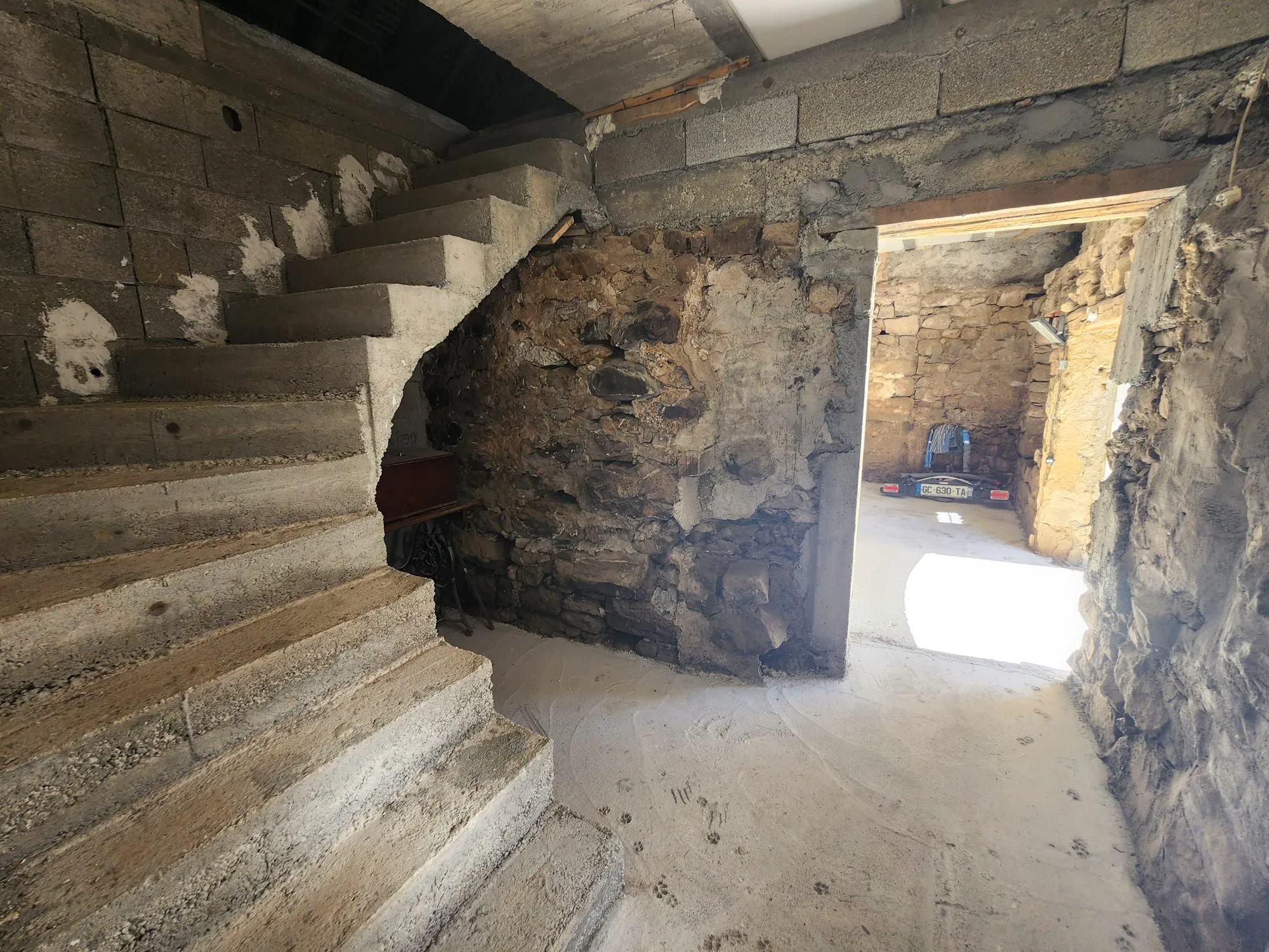 Maison Mitoyenne 2 côtés à Saint-Laurent-du-Cros — photo 5